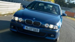 BMW51995 - 2005IV (E39) Седан